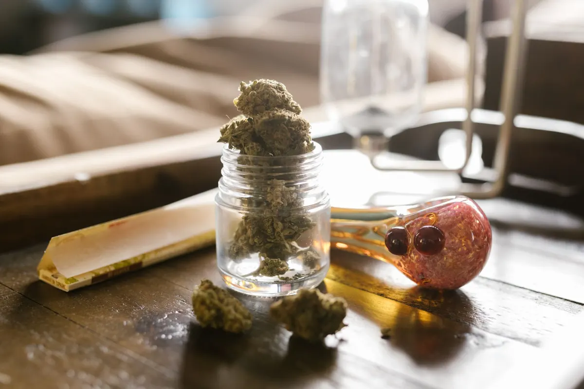 Tampers, Rests and Cleaners: Which Pipe Accessories Are Worth Buying?